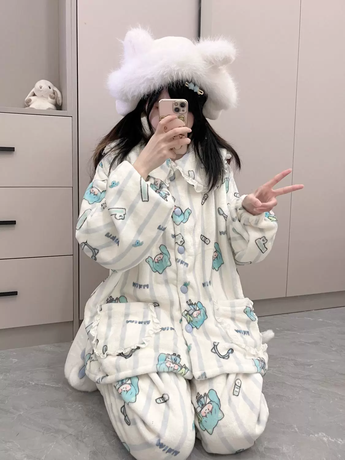 Fanmade Hatsune Miku Flannel Pajamas – Thick Warm Cartoon Loungewear - Image 4