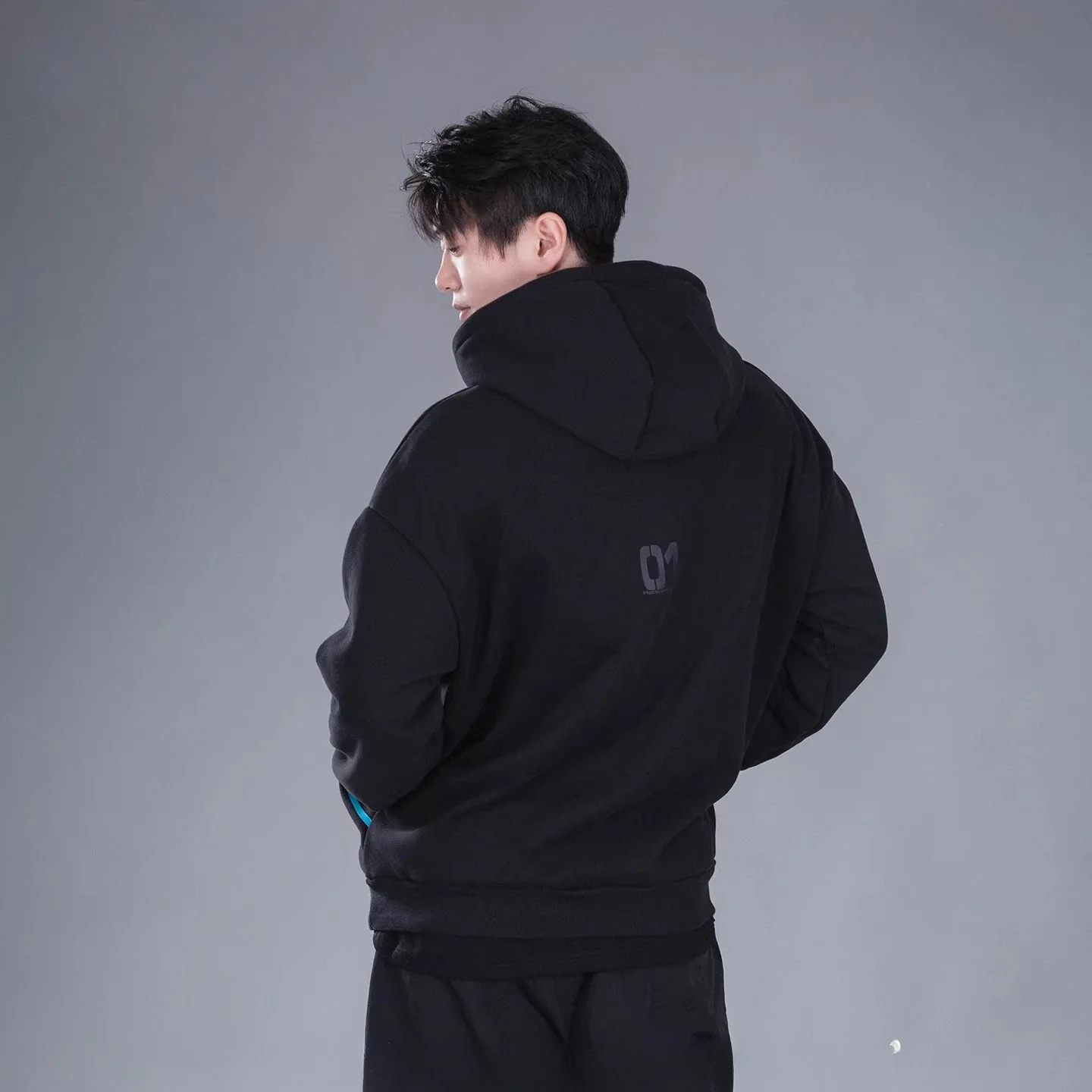 Official Hatsune Miku Neon Electronic Music Series Hoodie – Oversized Couple Streetwear Sweatshirt - Image 4