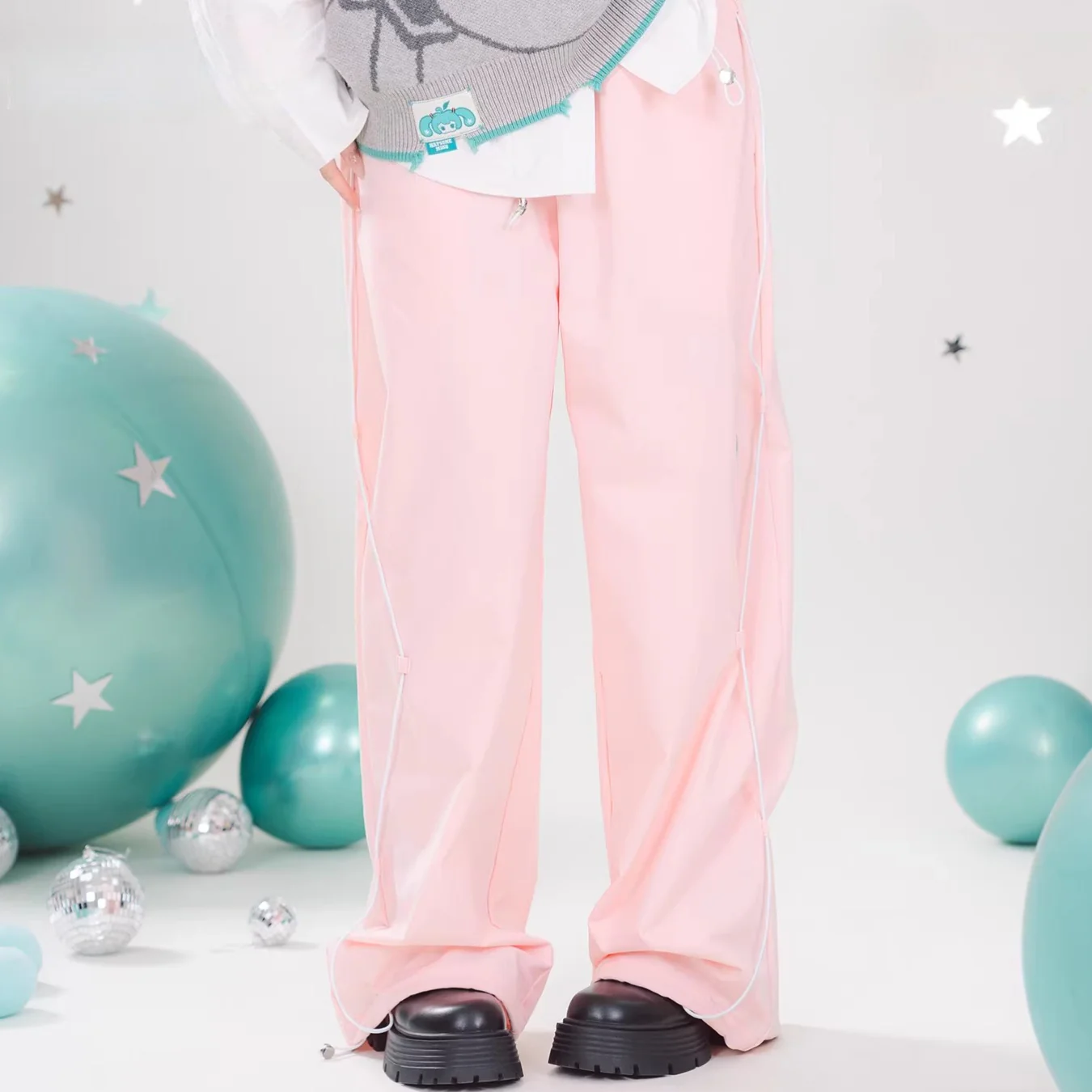 Official Hatsune Miku Y2K Color Block Cargo Pants – Women’s Wide Leg Streetwear Trousers with Detachable Scarf - Image 4