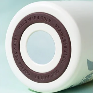 Officially Licensed Hatsune Miku Chocolate Heart Thermal Bottle - Image 5