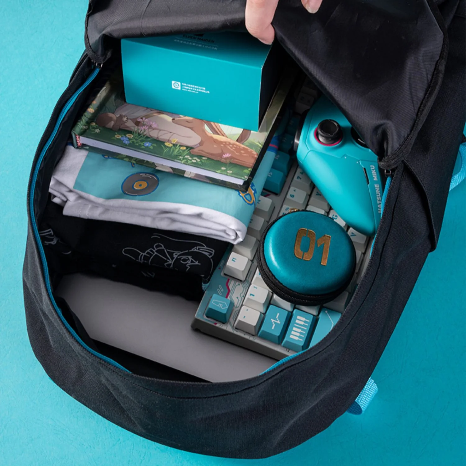 Officially Licensed Hatsune Miku Outdoor Style Backpack - Image 3