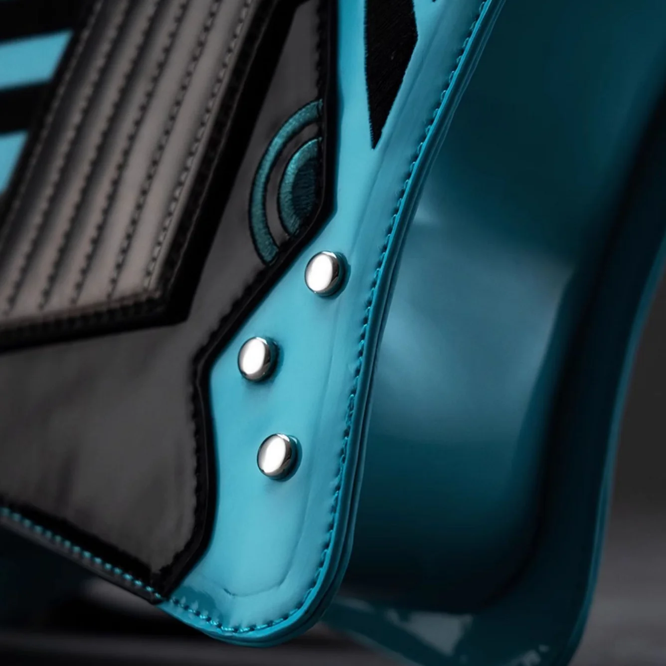 Officially Licensed Hatsune Miku RAVE Guitar Itabag - Image 4