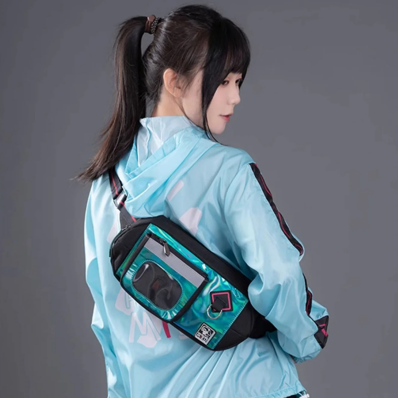 Officially Licensed Hatsune Miku Run Series Outdoor Chest Bag - Image 5