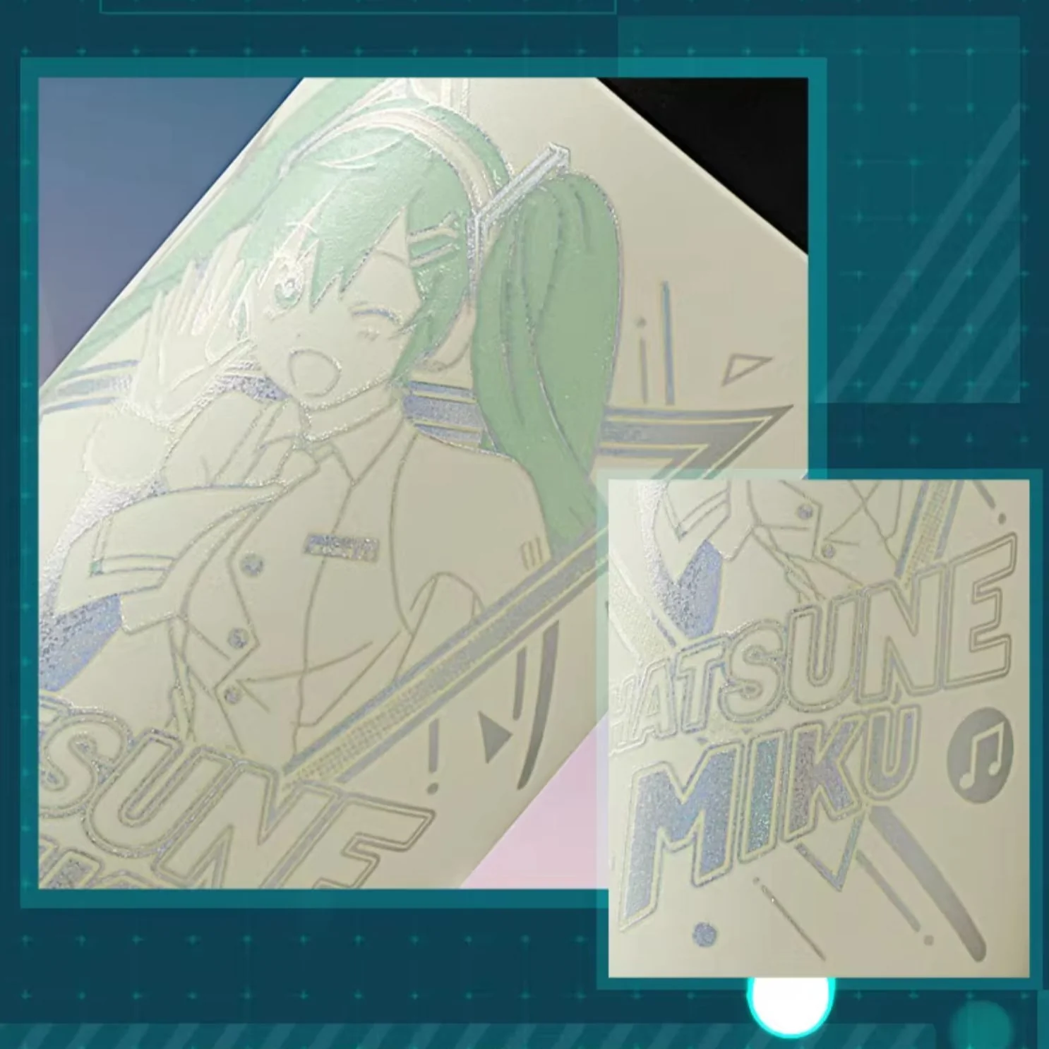 Officially Licensed Hatsune Miku Sound of the Future Thermal Bottle - Image 2